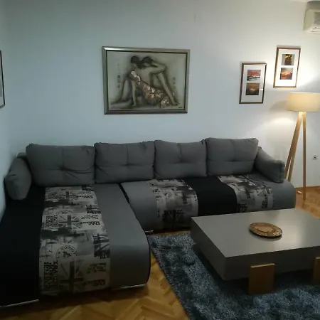 New Central Apartman *
